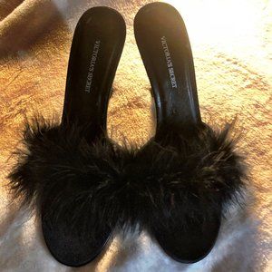 Vintage Victoria’s Secret Black Maribou Slides L